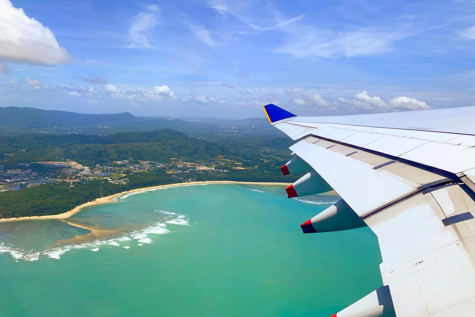 News Phuket Airplane