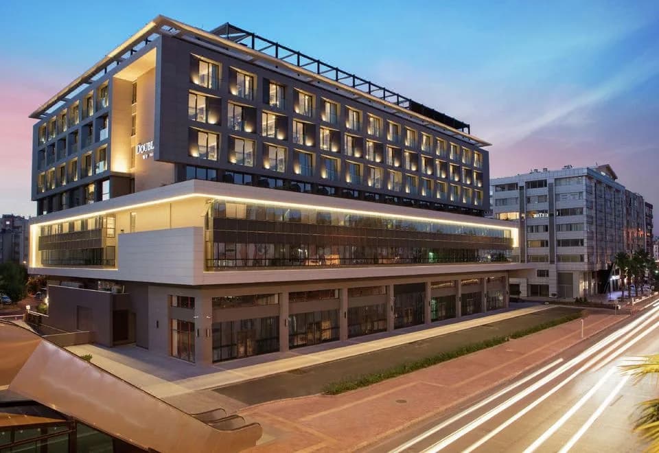 DoubleTree By Hilton Анталья Сити Центр