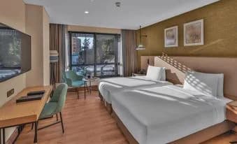 DoubleTree By Hilton Анталья Сити Центр - 3