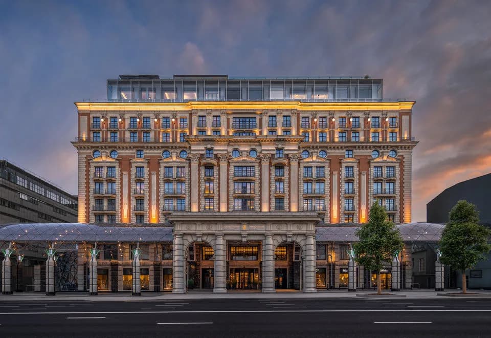 The Carlton, Москва