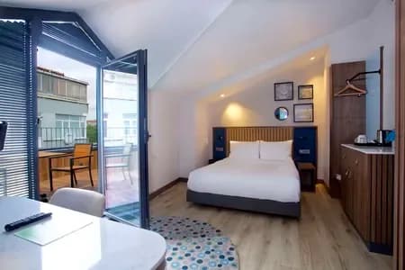 Hampton by Hilton Istanbul Old City - 4