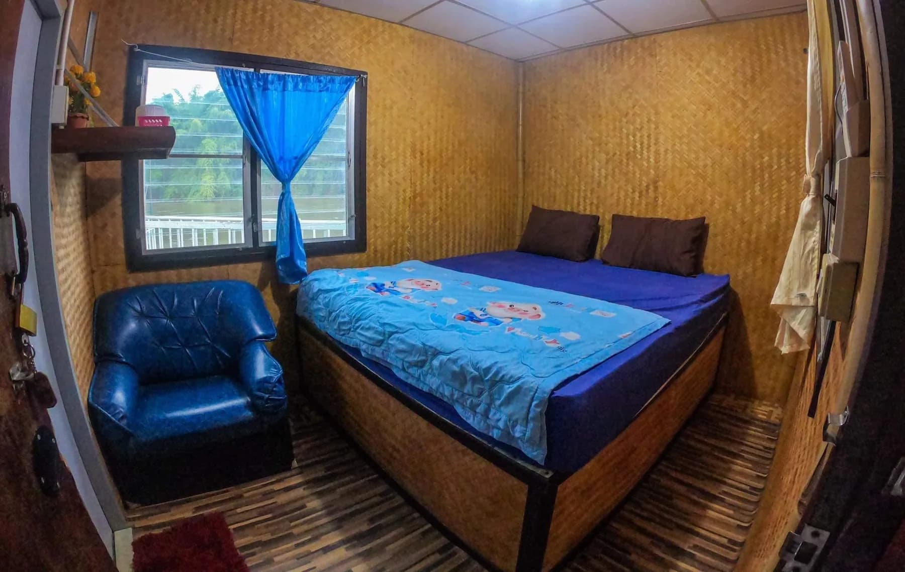 Плавающий отель Paa Mam Tour