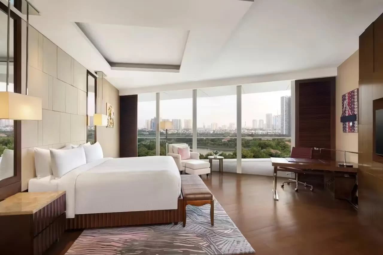 JW Marriott Hotel Hanoi - 5