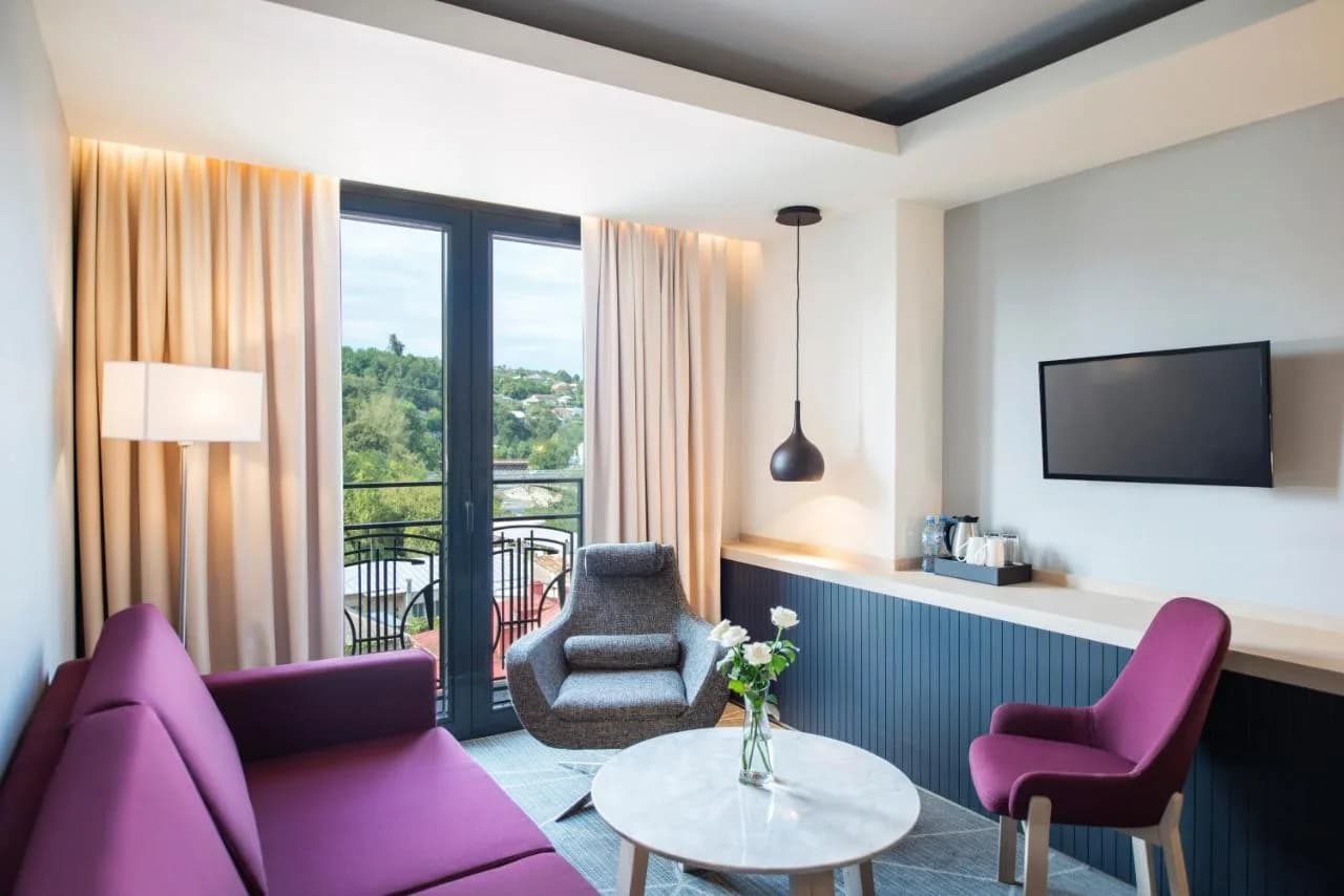 Best Western Kutaisi City Center - 5