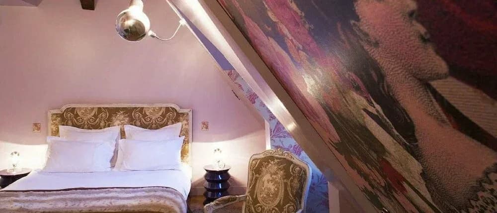 Hôtel du Petit Moulin - 3