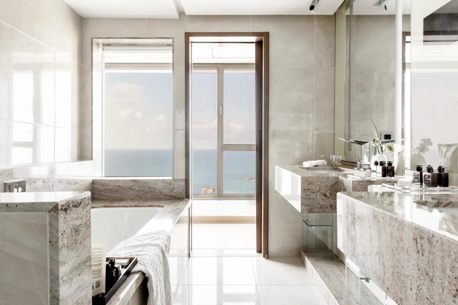 InterContinental Hotels DAVID TEL AVIV by IHG - 4