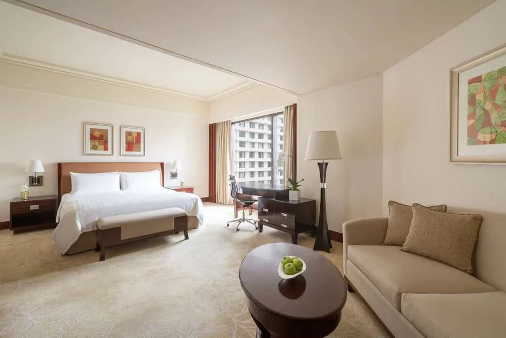 Edsa Shangri-La, Manila - 5
