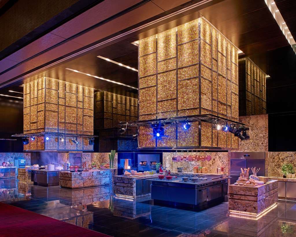 Grand Hyatt Manila - 4