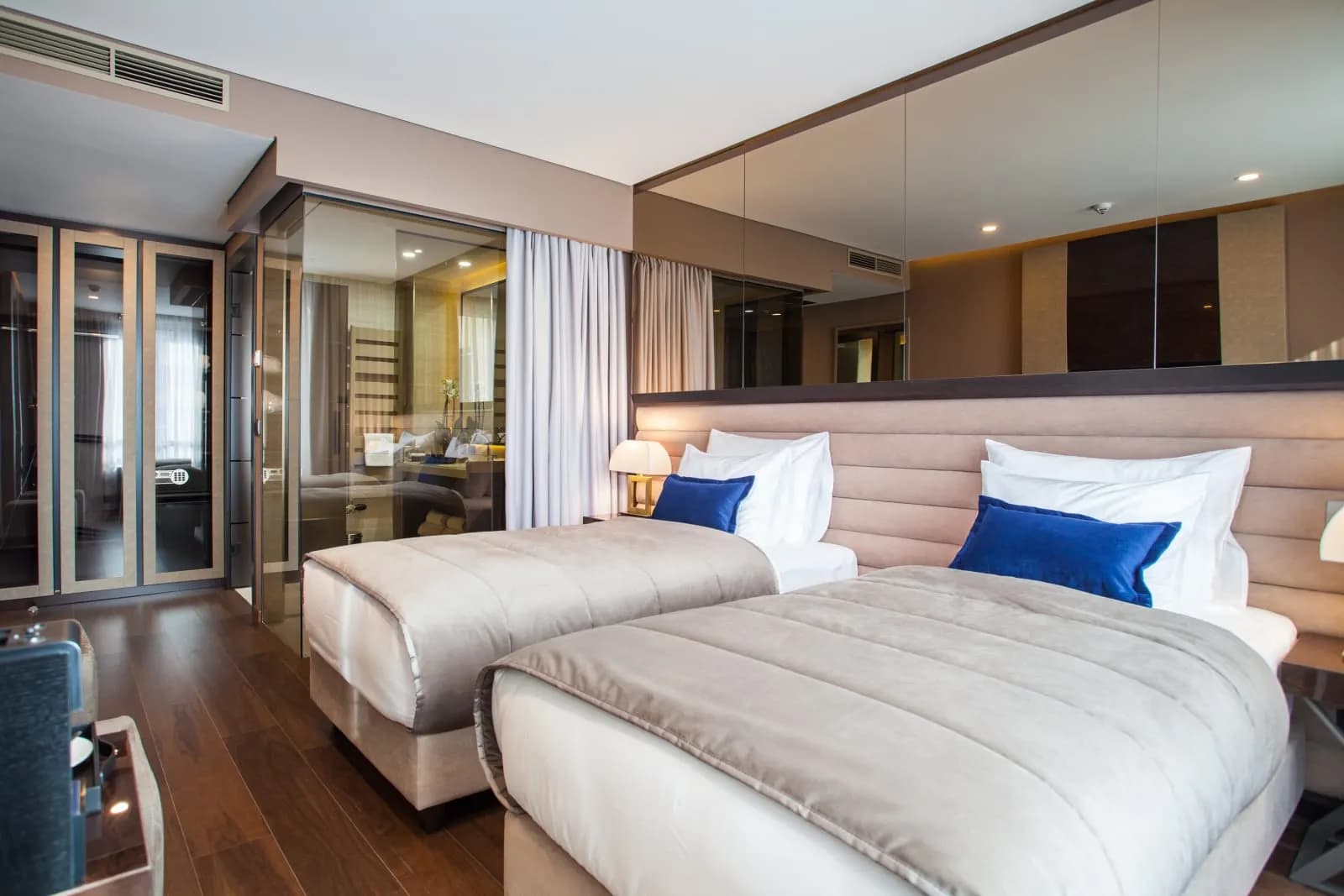 Saint Ten Boutique Hotel, Small Luxury Hotels - 3