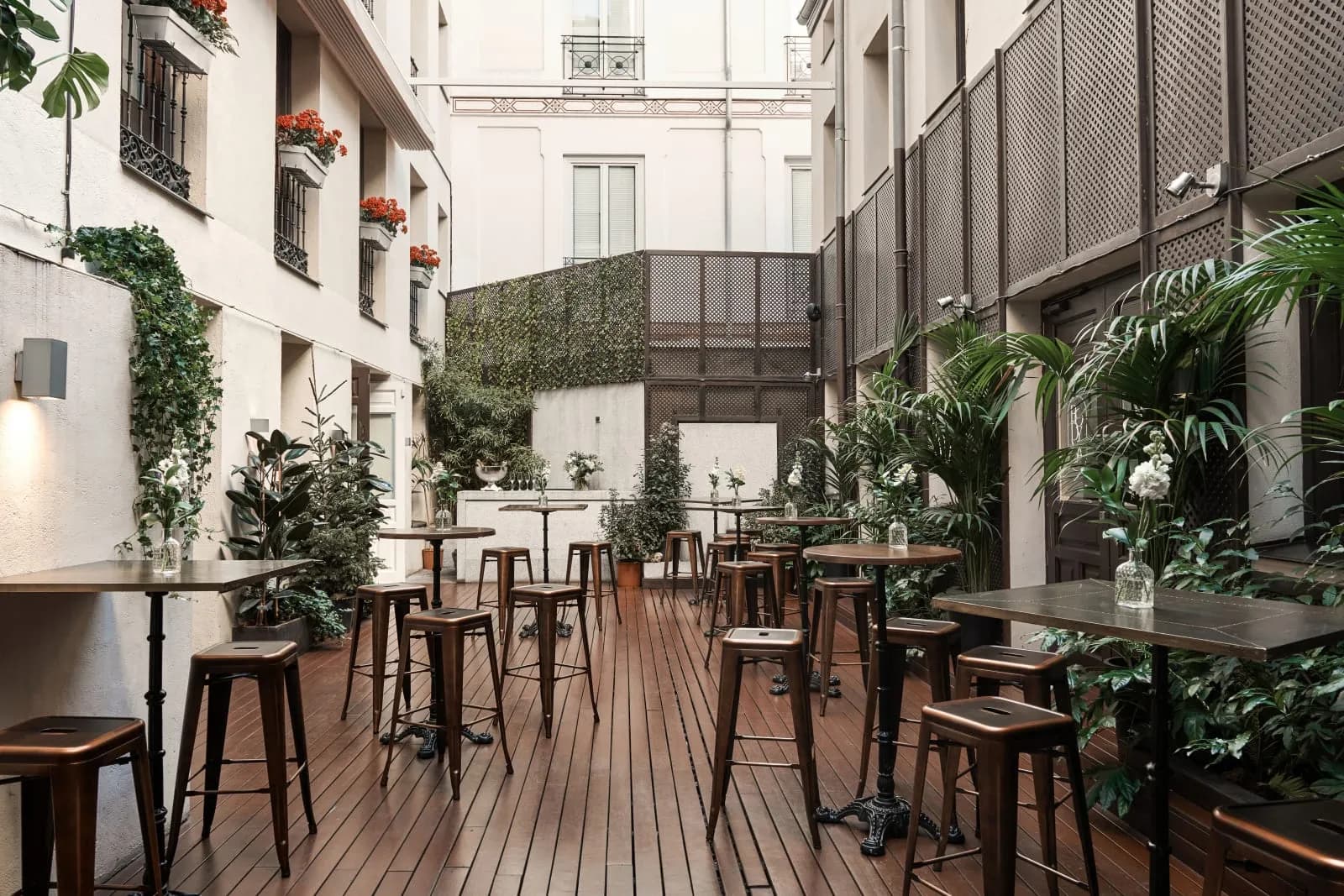 Hospes Puerta de Alcalá, a Member of Design Hotels - 2