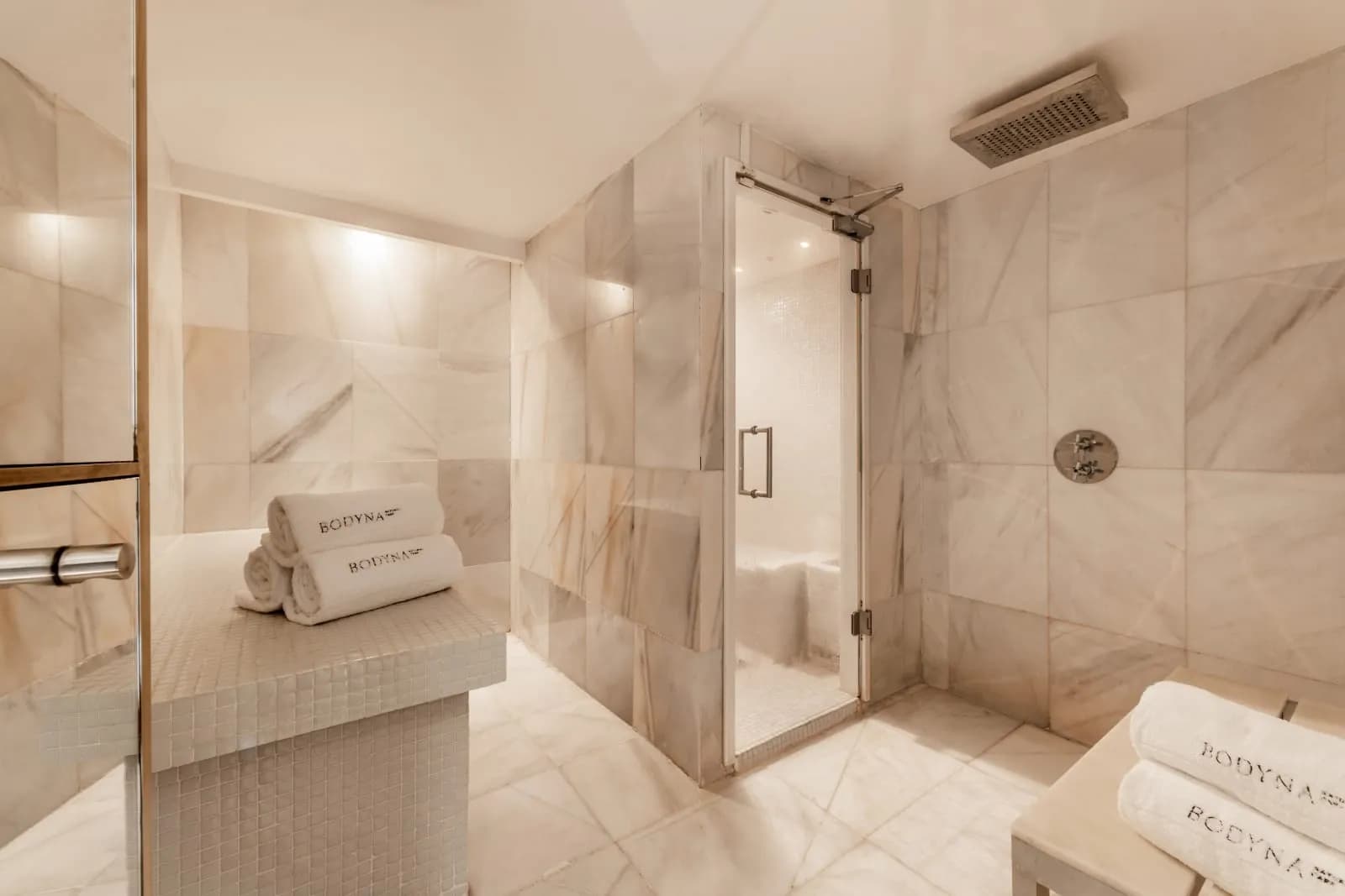 Hospes Puerta de Alcalá, a Member of Design Hotels - 4