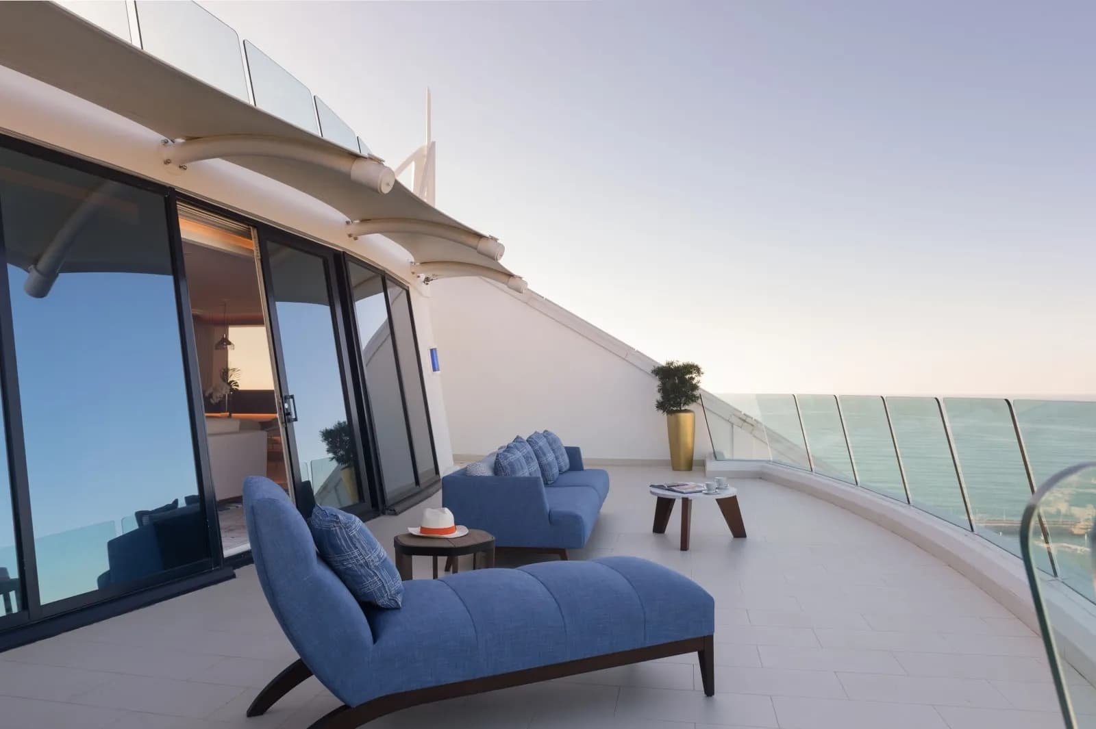 Jumeirah Beach Hotel Dubai - 5