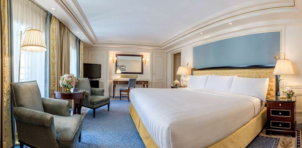 Shangri-La Paris - 4