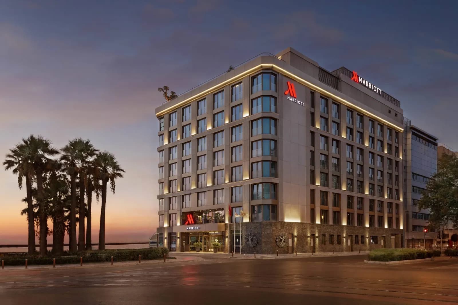 Отель Izmir Marriott
