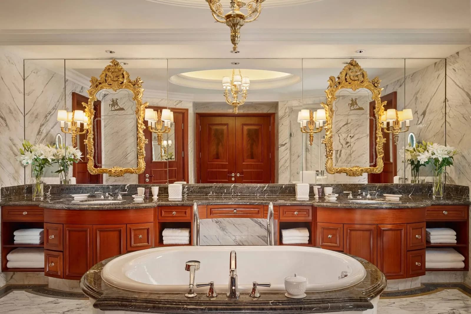 The Ritz-Carlton, Guangzhou - 4