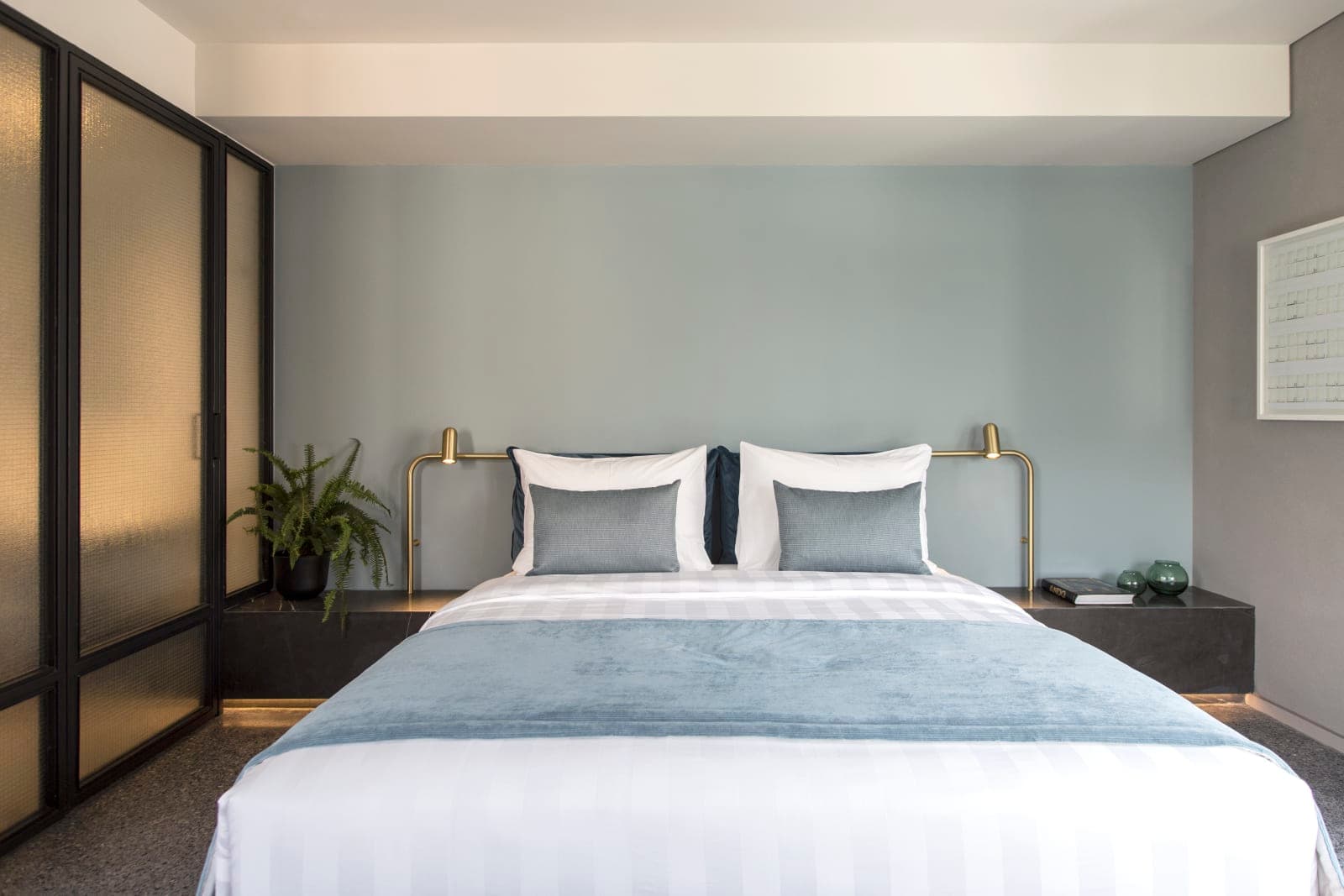 Perianth Hotel — 8